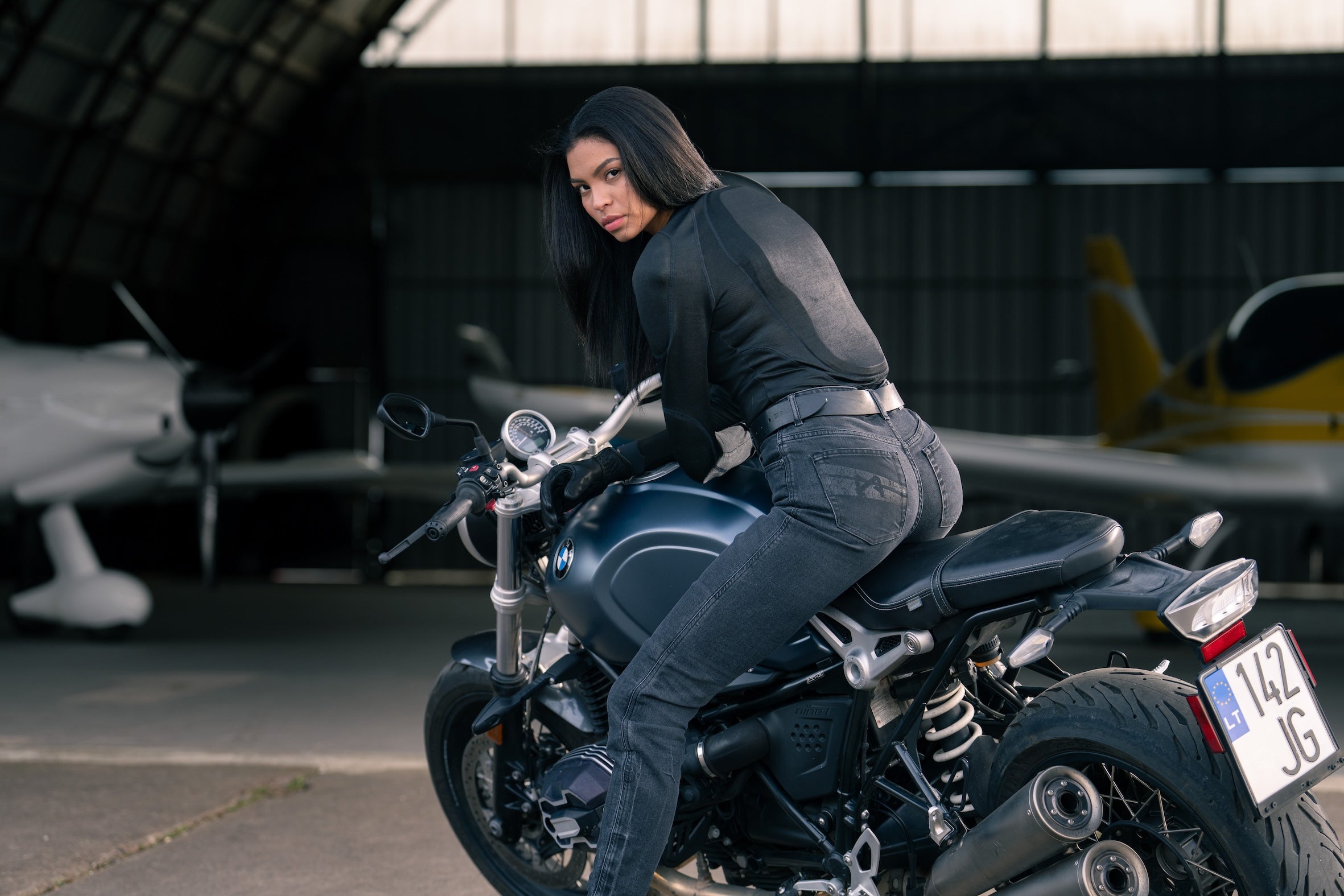 SHELL WW BLACK 02 – Dam Skyddad Motorcykel Baslager / Kropp