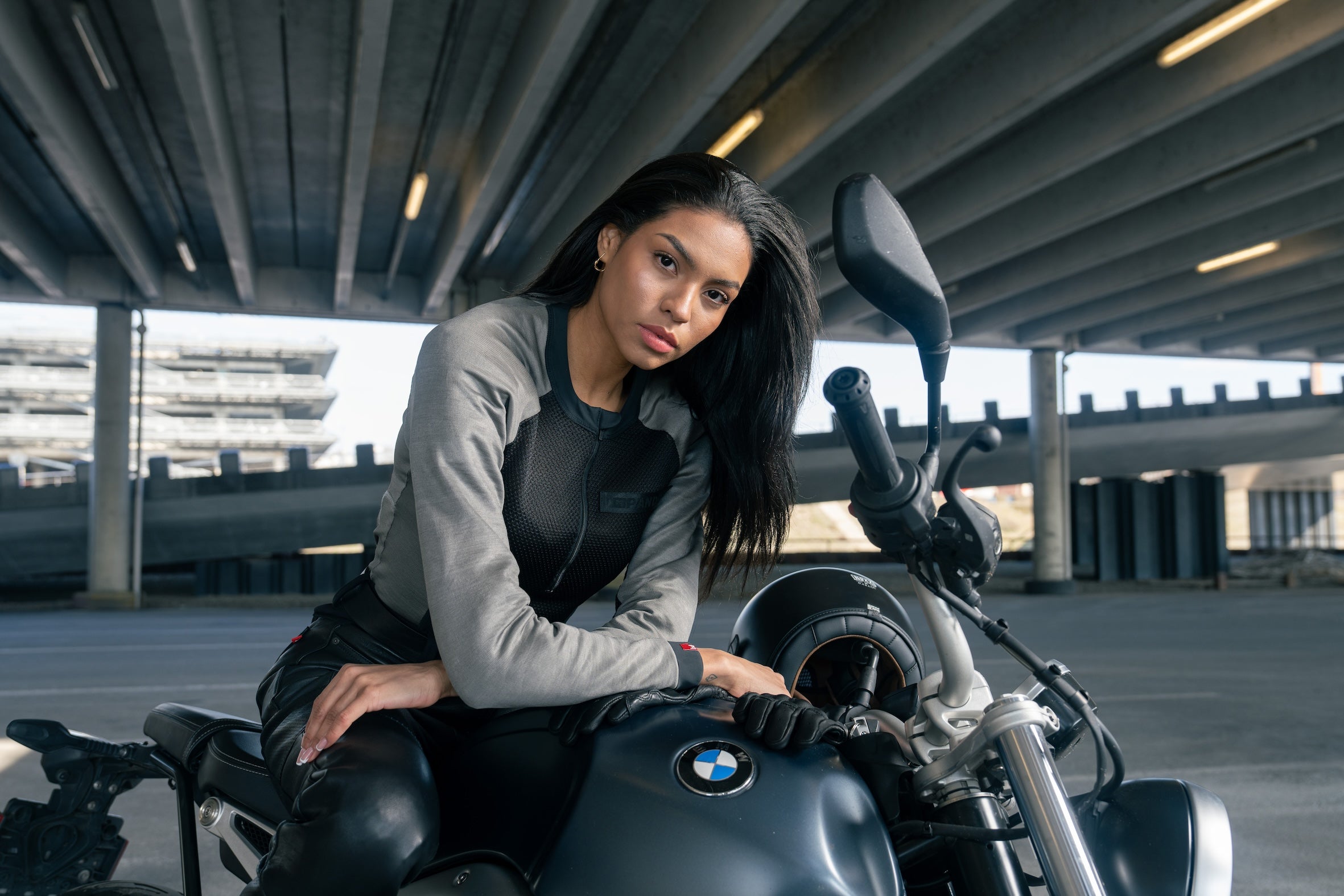 BIA GREY - Pando Moto Bepansrade Base Layer