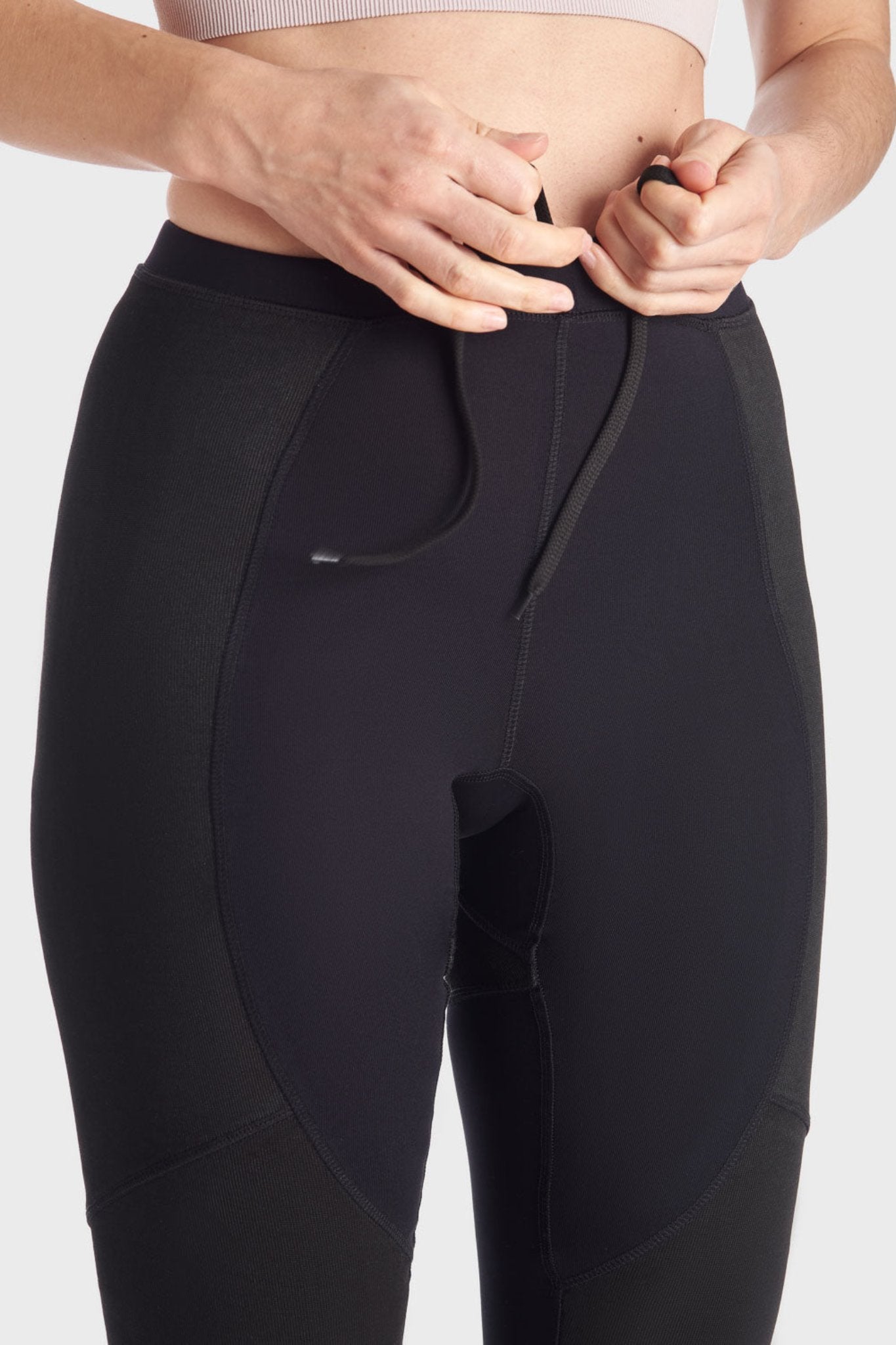 Woman&#39;s wait tying  Pando Moto SKIN AAA armoured base layer leggings in black